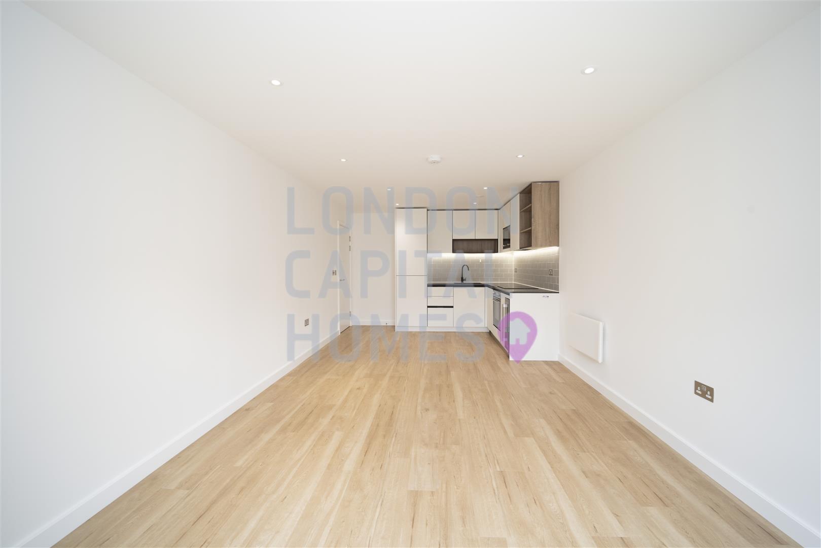 2 bed property in Fairbank House, 13 Beaufort Square, London